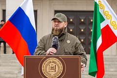 Кадыров заявил о ликвидации убившего сотрудника ГИБДД преступника: Полиция и спецслужбы: Силовые структуры: Lenta.ru0