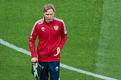 Карпин оценил недопуск сборной России на Евро-2024: Футбол: Спорт: Lenta.ru0