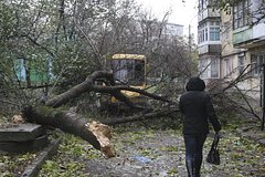 Количество погибших в результате урагана в Курске увеличилось: Происшествия: Россия: Lenta.ru0