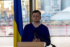Кулеба обсудил с госсекретарем США сведения о «грязной бомбе»: Украина: Бывший СССР: Lenta.ru0