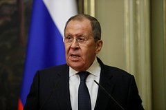 Лавров обвинил Запад в планах поссорить Россию с соседними странами: Политика: Мир: Lenta.ru0