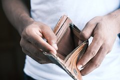 Любитель унижений взял в кредит 1,4 миллиона рублей ради финансовых доминатрикс: Люди: Из жизни: Lenta.ru0
