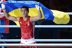 Ломаченко нанес американскому боксеру первое поражение в карьере: Бокс и ММА: Спорт: Lenta.ru0