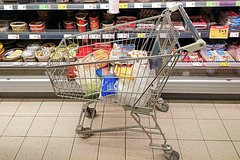 Магазины назвали риском стремление россиян экономить: Рынки: Экономика: Lenta.ru0