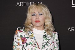 Майли Сайрус стала соседкой Леди Гаги: Дом: Среда обитания: Lenta.ru0