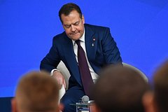 Медведев оценил покинувших страну россиян: Политика: Россия: Lenta.ru0