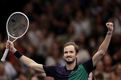 Медведев стал победителем турнира ATP в Вене: Летние виды: Спорт: Lenta.ru0