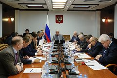Международный комитет Совфеда рассмотрит договоры о принятии новых регионов: Политика: Россия: Lenta.ru0