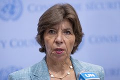 МИД Франции выступил за сохранение контактов с властями России: Политика: Мир: Lenta.ru0