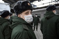 Минобороны решило не возвращать уехавших россиян принудительно: Политика: Россия: Lenta.ru2