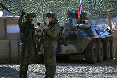 Миротворцы России зафиксировали нарушение режима прекращения огня в Карабахе: Закавказье: Бывший СССР: Lenta.ru0