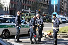 Митинг в поддержку России прошел в Италии: Политика: Мир: Lenta.ru0