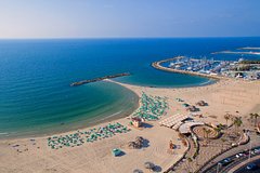 На пляжи Израиля выбросило десятки пакетов с наркотиками: Преступность: Мир: Lenta.ru0