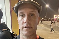 Названа причина смерти американского журналиста во время матча чемпионата мира: Футбол: Спорт: Lenta.ru0