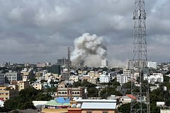 Не менее 100 человек погибли в результате взрывов в Сомали: Происшествия: Мир: Lenta.ru0
