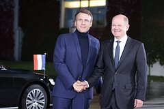 Немецкий журналист назвал экономической поножовщиной действия Германии и Франции: Интернет: Интернет и СМИ: Lenta.ru0