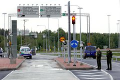 Обвиненную в подделке документов россиянку выдворили из популярной страны ЕС: Мир: Путешествия: Lenta.ru0