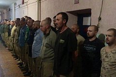 Очевидец рассказал об издевательствах украинских силовиков над пленными: Украина: Бывший СССР: Lenta.ru0