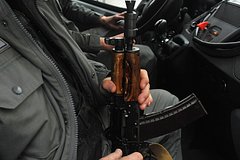 Ограбление российских инкассаторов спустя 10 лет раскрыли по волосам и ДНК: Следствие и суд: Силовые структуры: Lenta.ru0