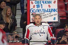 Овечкин сократил отставание от Хоу еще на одну шайбу: Хоккей: Спорт: Lenta.ru0