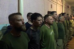 Пленный боец ВСУ рассказал о призыве командира «Азова» не жалеть гражданских: Украина: Бывший СССР: Lenta.ru0
