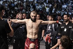 Появились подробности драки Чимаева и брата Нурмагомедова на турнире UFC: Бокс и ММА: Спорт: Lenta.ru0