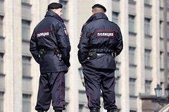 Полиция начала розыск участников стрельбы в московском кафе: Криминал: Силовые структуры: Lenta.ru0