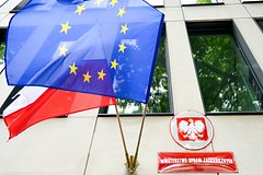 Польша разблокировала пакет соглашений Евросоюза: Политика: Мир: Lenta.ru0