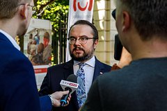 Польша выступила за максимальную изоляцию России: Мир: Lenta.ru0