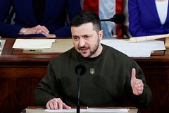 Пользователи Twitter из США ответили на шутку Зеленского о поставках ЗРК Patriot: Coцсети: Интернет и СМИ: Lenta.ru0