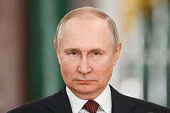 Поздравление Путина с Новым годом записали в штабе Южного военного округа: Политика: Россия: Lenta.ru0
