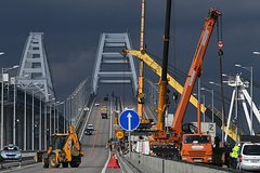 Путин заявил о важности сухопутной дороги в Крым на фоне угроз Киева: Политика: Россия: Lenta.ru0