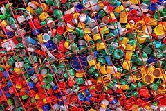 Разработан способ 100-процентной переработки пластика: Наука: Наука и техника: Lenta.ru0