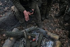 Разведчик рассказал об отступлении военного ВСУ без ноги: Украина: Бывший СССР: Lenta.ru0