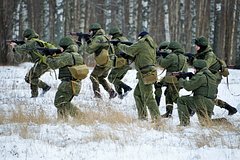 Разведчик спецназа увидел повышение уровня взаимодействия в войсках России: Регионы: Россия: Lenta.ru0