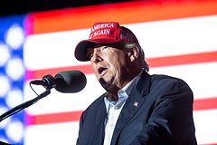 Рекламодатели обеспокоились планами Маска восстановить аккаунт Трампа в Twitter: Политика: Мир: Lenta.ru0
