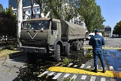 Репортер венесуэльского телеканала пострадал при обстреле центра Донецка: Пресса: Интернет и СМИ: Lenta.ru0