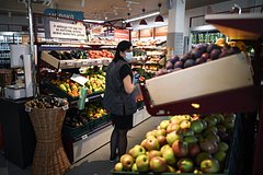 Россиян предупредили о популярных уловках продавцов: Общество: Россия: Lenta.ru0