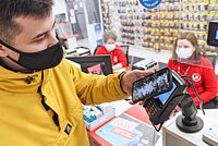 Россиянам рассказали о важных деталях при покупке подержанного смартфона: Гаджеты: Наука и техника: Lenta.ru1