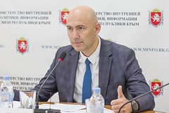 СБУ обвинила в коллаборационизме министра Крыма: Украина: Бывший СССР: Lenta.ru0