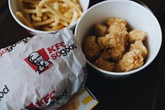 Сети KFC предрекли потерю пятой части клиентов после переименования в Rostic’s: Бизнес: Экономика: Lenta.ru0
