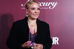 Создательница шоу на ТНТ рассказала о критике ее внешности: ТВ и радио: Интернет и СМИ: Lenta.ru0