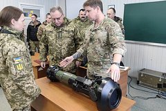 США захотели тренировать больше украинских военных: Политика: Мир: Lenta.ru0