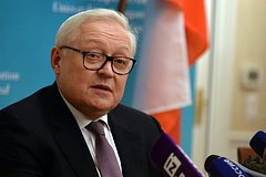 Стало известно о неофициальных контактах России и США: Политика: Мир: Lenta.ru0