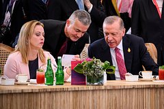 Стало известно о приказе Эрдогана об ударе по Сирии и Ираку: Политика: Мир: Lenta.ru0