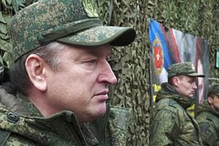 Стало известно о возможном отпуске генерала Лапина: Политика: Россия: Lenta.ru0