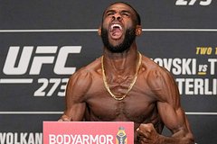 Стерлинг показал знания русского языка перед турниром UFC: Бокс и ММА: Спорт: Lenta.ru0