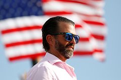 Сын Трампа упрекнул США за поддержку Киева после нападок Украины на православие: Политика: Мир: Lenta.ru0