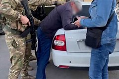 Сыщики задержали находившегося 26 лет в розыске за убийство россиянина: Следствие и суд: Силовые структуры: Lenta.ru0
