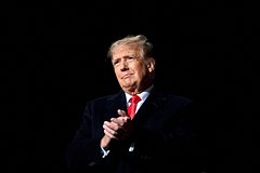 Трамп рассказал о продаже своих электронных изображений: Интернет: Интернет и СМИ: Lenta.ru0